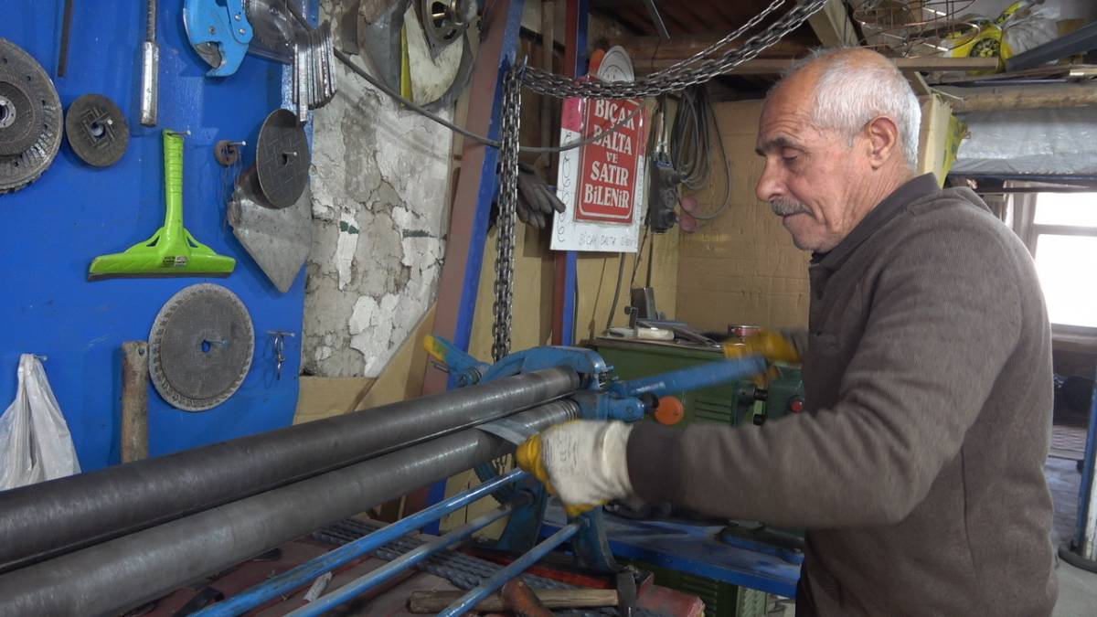 Ağrı’da 45 Yıllık Ustalıktan Yenilik Doğdu: “Fırınlı Sobasıyla” Kadınların Yükünü Hafifletti