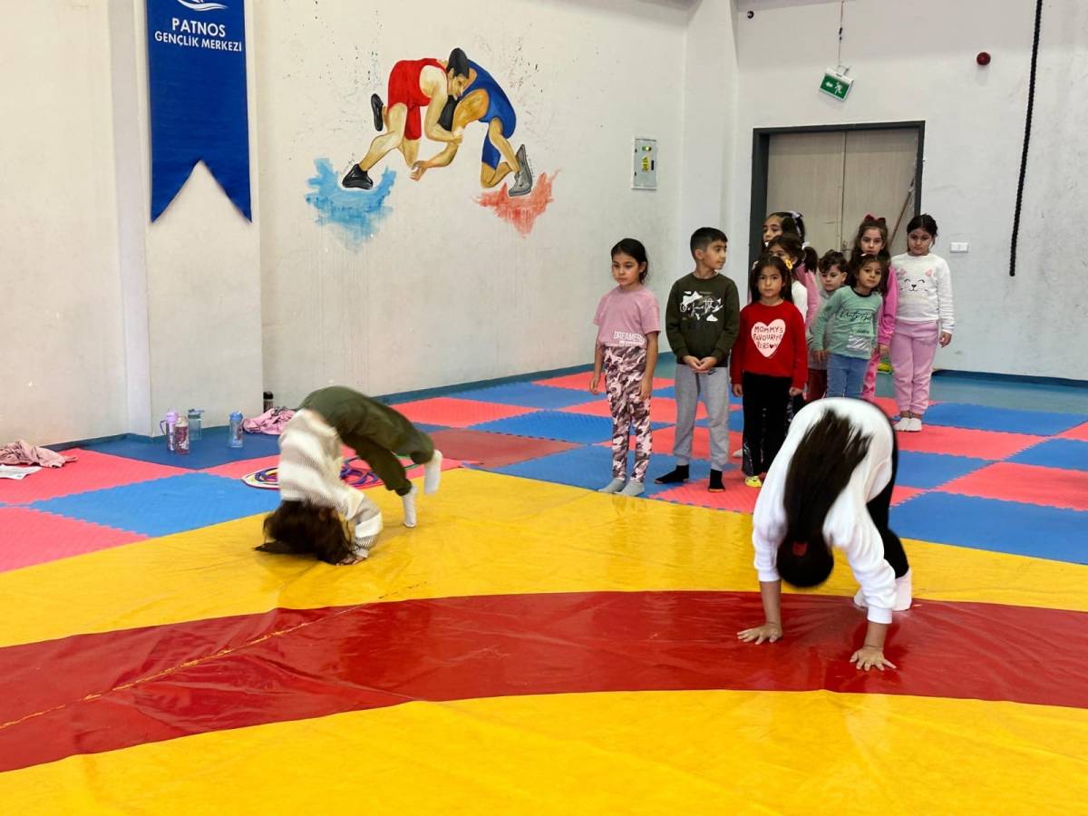 Ağrı’da Cumhuriyet Bayramı coşkusu sporla yaşandı