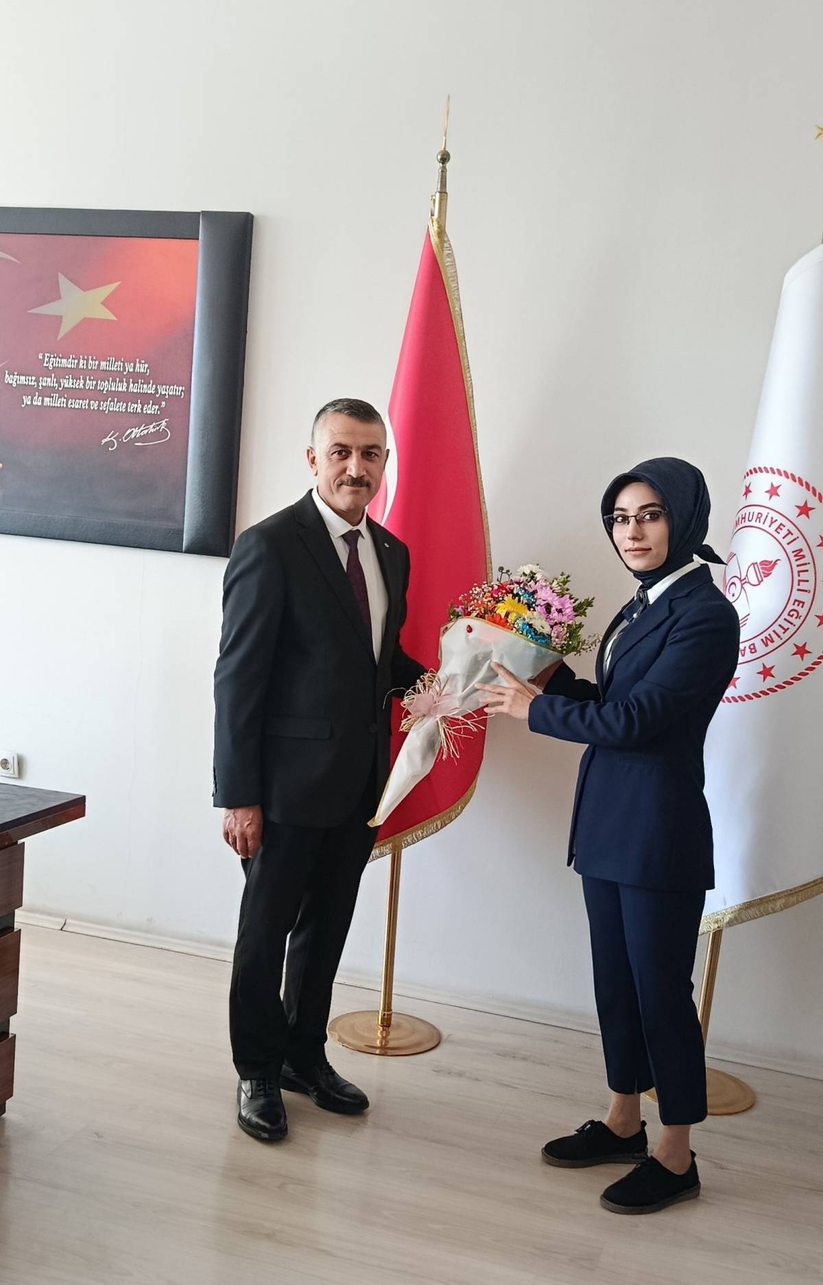 Yüksel Zorlu Zeynep Oğuz Çam'dan Görevi Devraldı