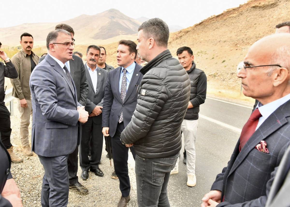 Vali Balcı Erciş'teki Jeptermal Çalışmalarını Yerinde İnceledi