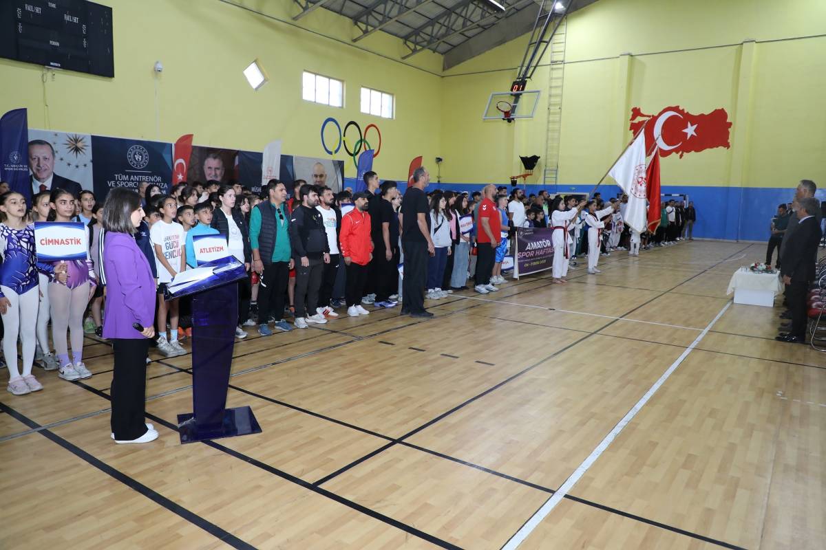 Ağrı’da Sporun Kalbi Amatör Spor Haftası’nda Attı