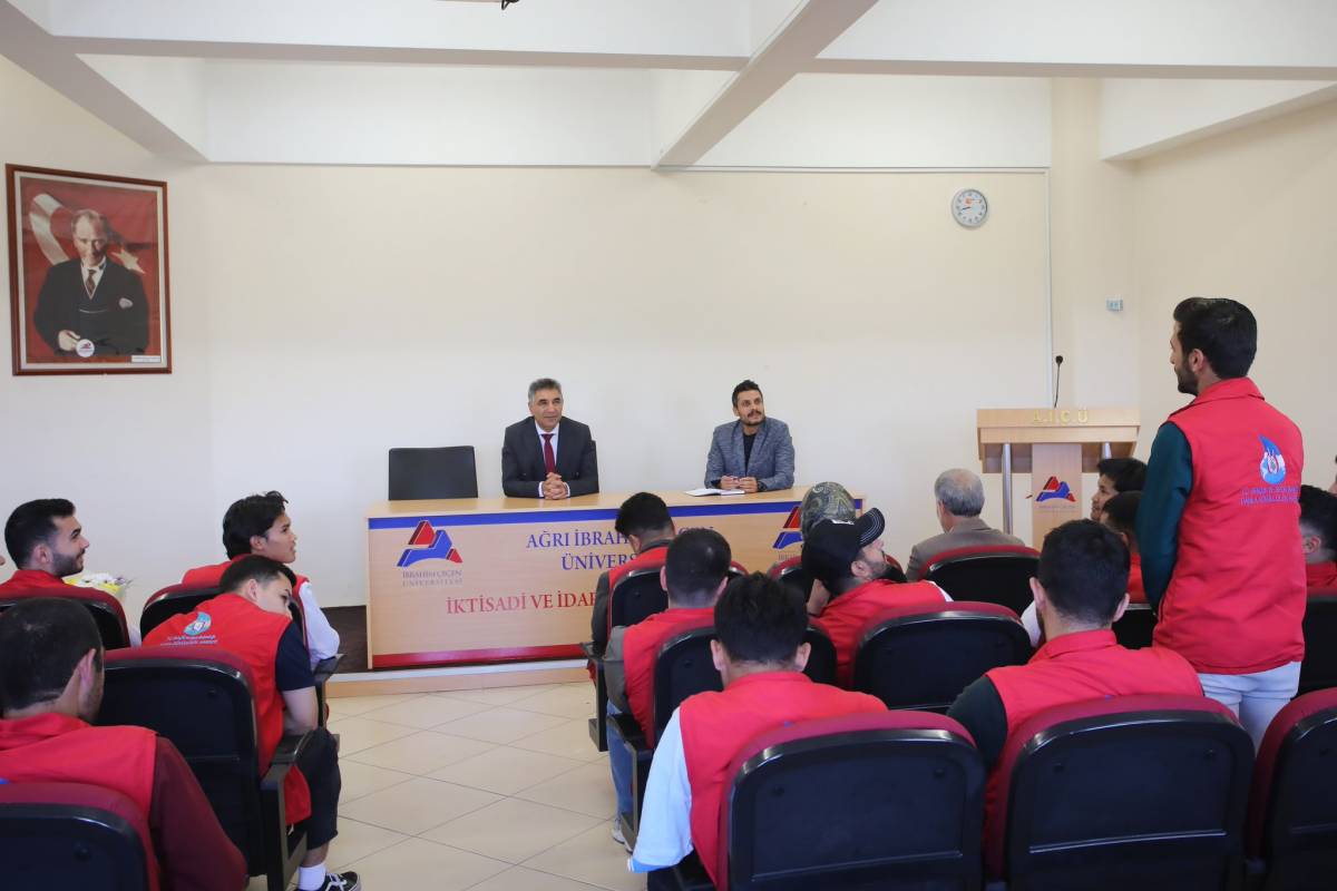 Gönüllü Gençler “Damla Hareketi” Kapsamında AİÇÜ’de Buluştu