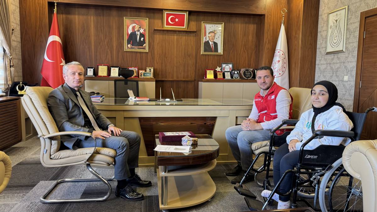 Ressam Olma Hayali Kızılay Desteğiyle Gerçeğe Dönüştü