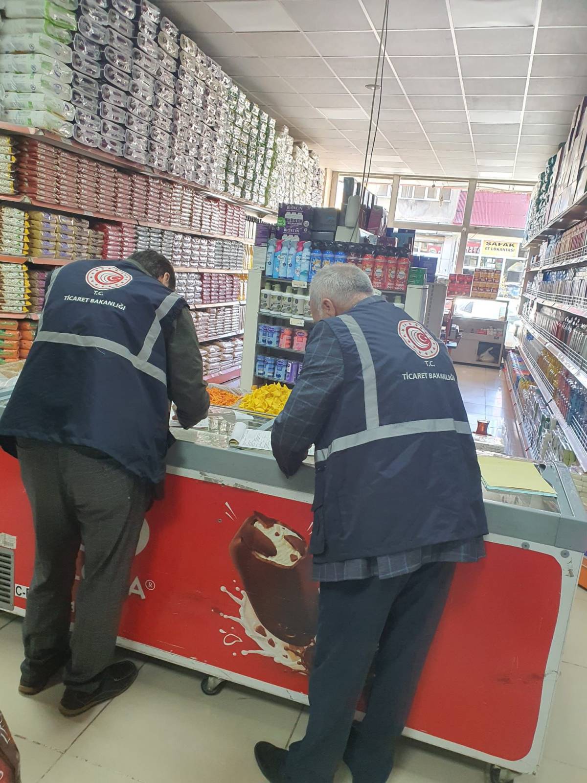 Taşlıçay’da Market Denetiminde Usulsüzlük Tespit Edildi