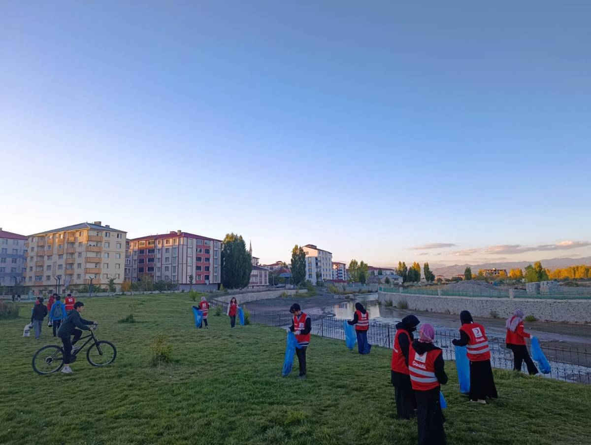 Türk Kızılay Gönüllülerinden Örnek Davranış