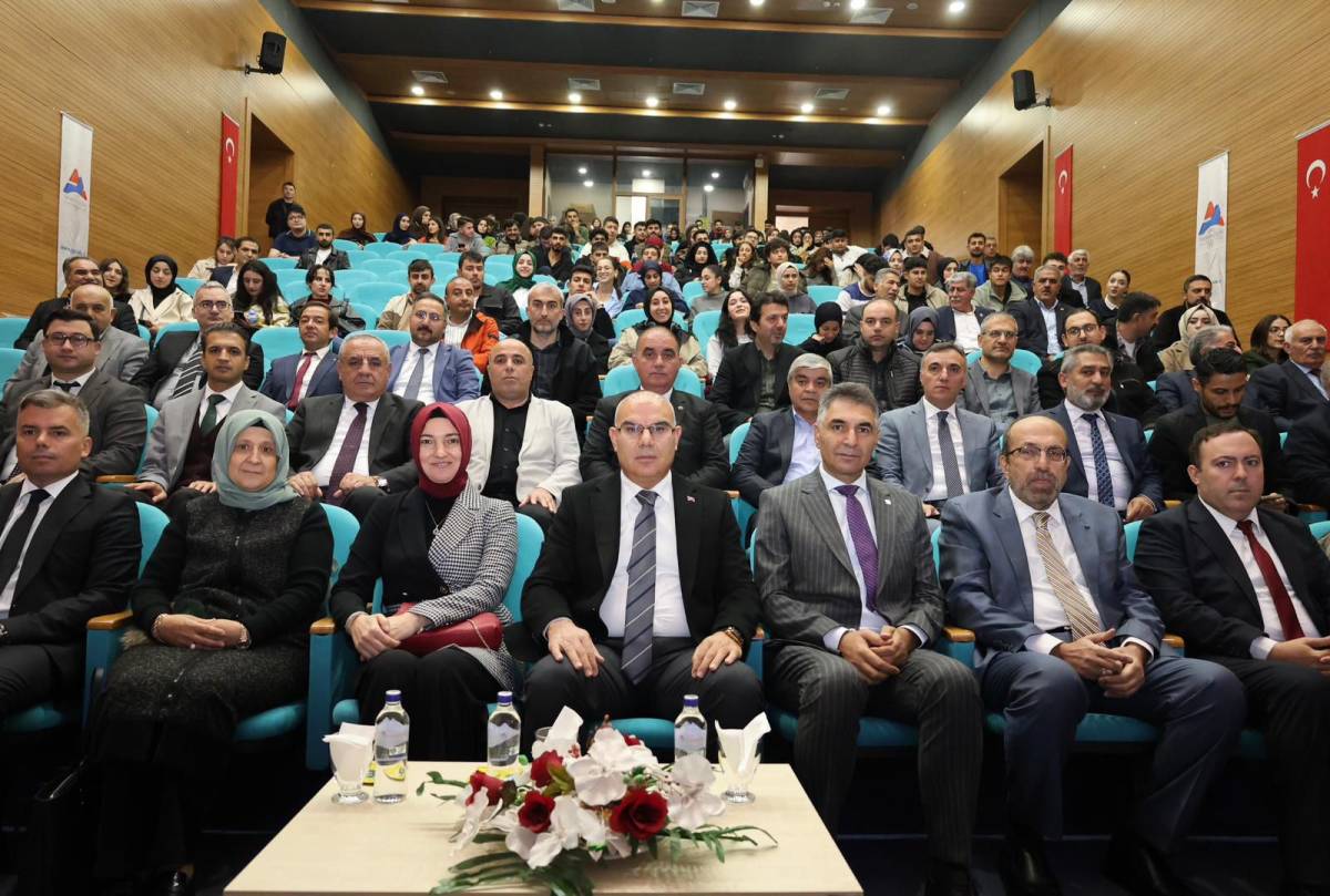 Ağrı’da Sürdürülebilir Kalkınma Vizyonu Konuşuldu