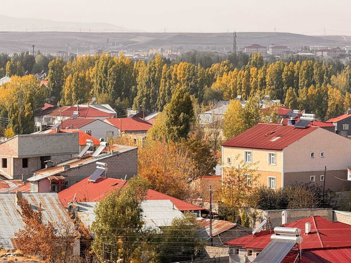 Ağrı’da “Şehir ve Doğa” Sonbaharda Buluştu