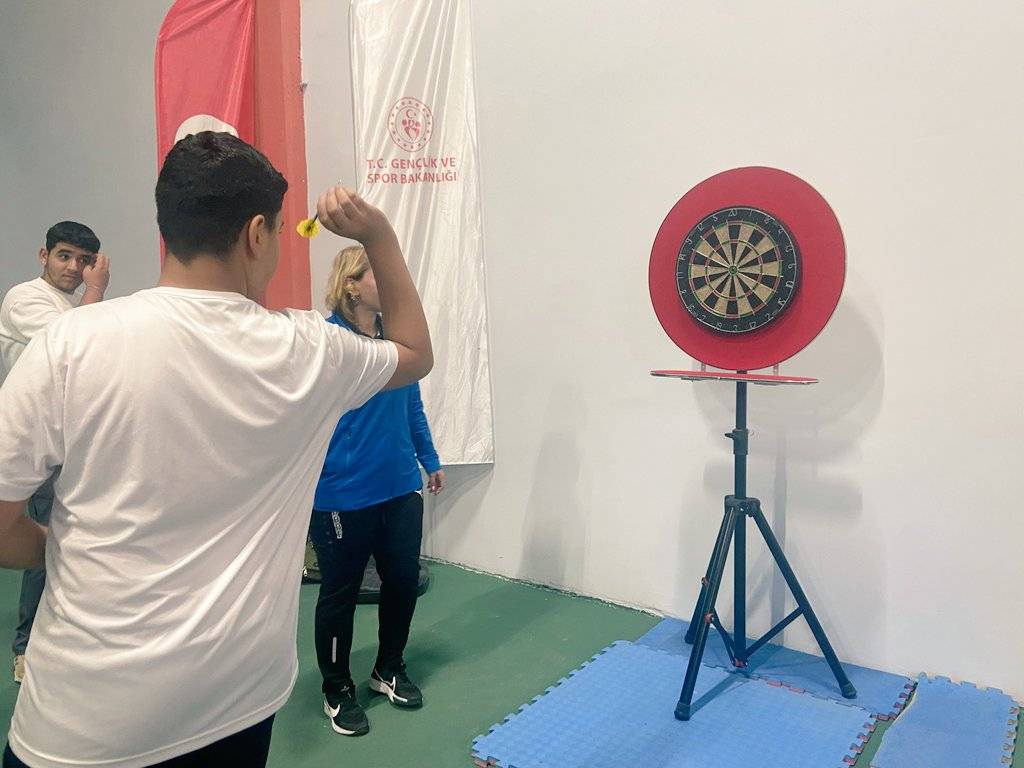 Ağrı’da Cumhuriyet Bayramı Kutlamalarında Dart Keyfi