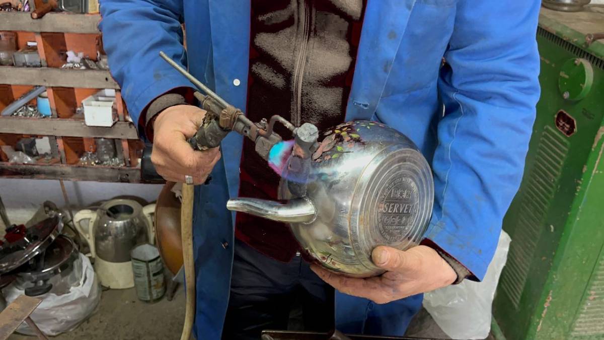 Ağrı’da Bozulan Ürünler Çöpe Gitmiyor, Tamir Ediliyor