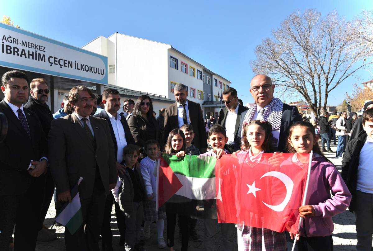 Ağrı’da Minik Kalpler Gazze İçin Tek Yürek Oldu