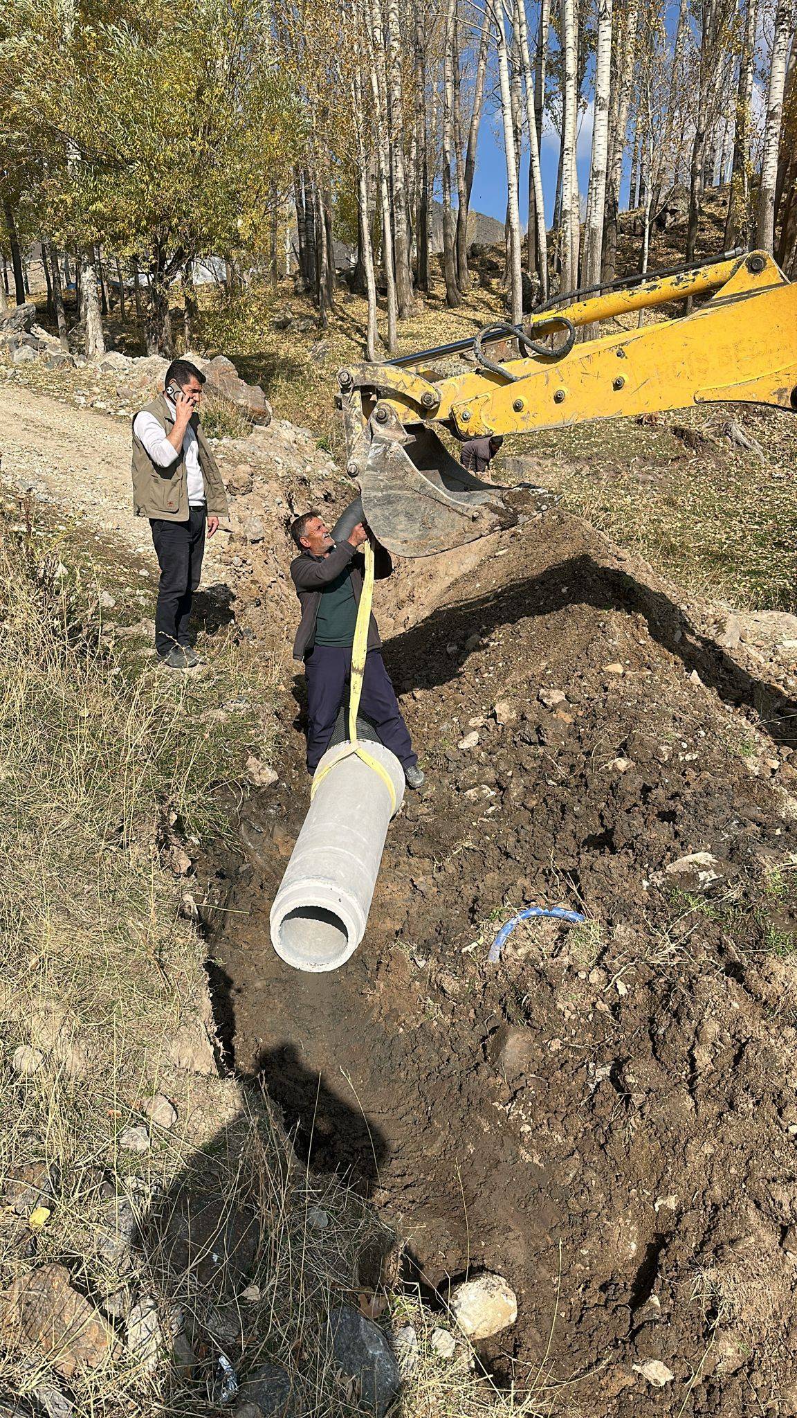 Erciş Belediyesi’nden Mahallelere Altyapı ve Çevre Düzenleme Desteği