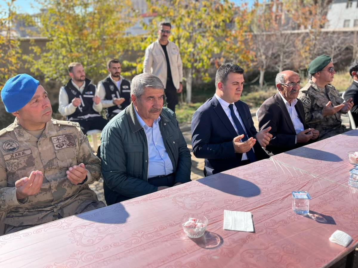 Patnos’ta Şehit Polis Taha Yasin Biçer İçin Mevlid Programı Düzenlendi