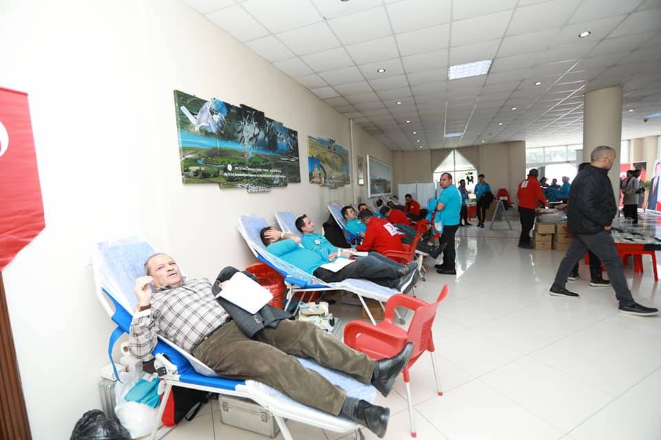 Erciş’te “Hedef 1918 Ünite Kan, Sen de Bir Cana Umut Ol” Kampanyası Başladı