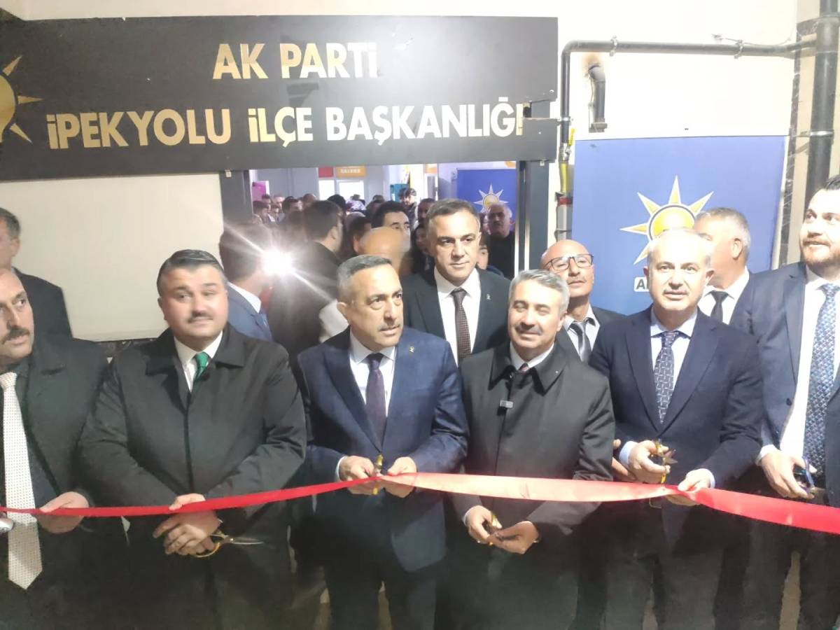 İpekyolu İlçe Başkanlığı'nın Yeni Binası Açıldı