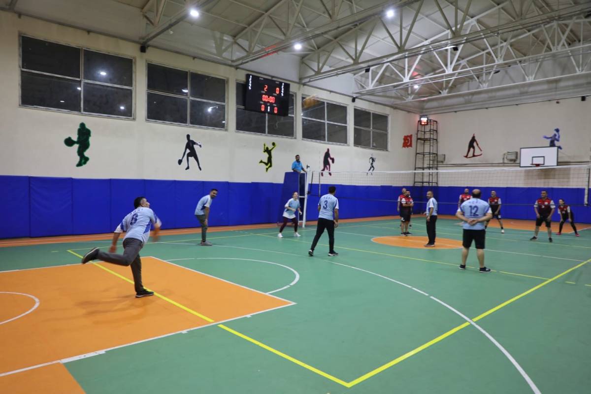 Ağrı’da Öğretmenler Günü Kupası Heyecanı Başladığı