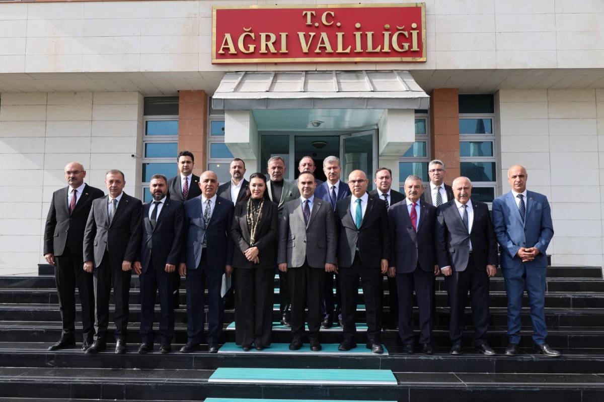 Sanayi ve Teknoloji Bakanı Kacır, Ağrı’da 575 milyon liralık 12 projenin açılışını yaptı