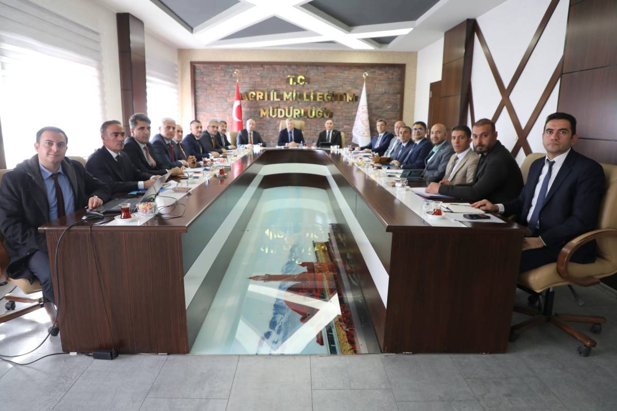 Ağrı’da hayat boyu öğrenme çalışmaları masaya yatırıldı