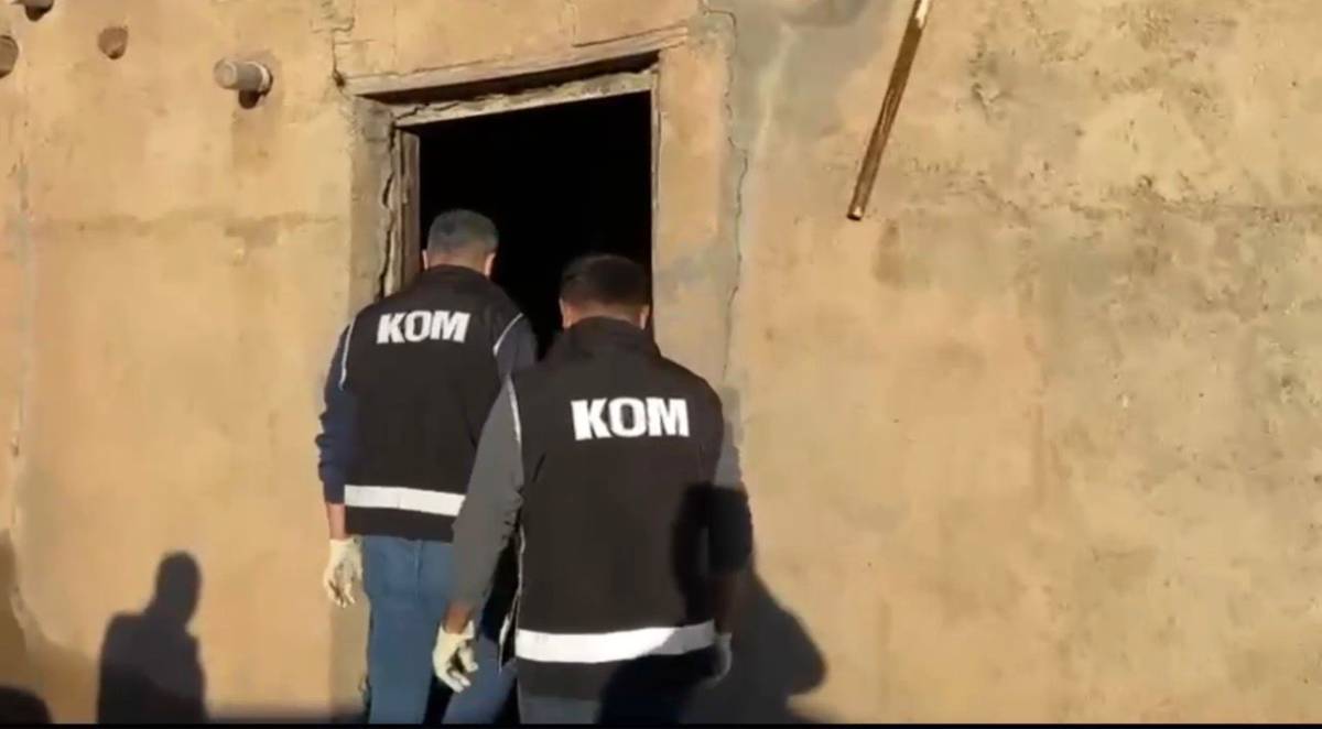 Ağrı’da Bahçeye Gömülü Tanktan Kaçak Motorin Çıktı