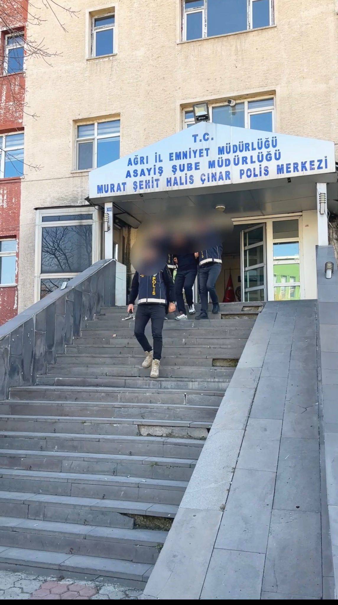 Ağrı’da 37 Yıl Hapis Cezası Bulunan Firari Yakalandı