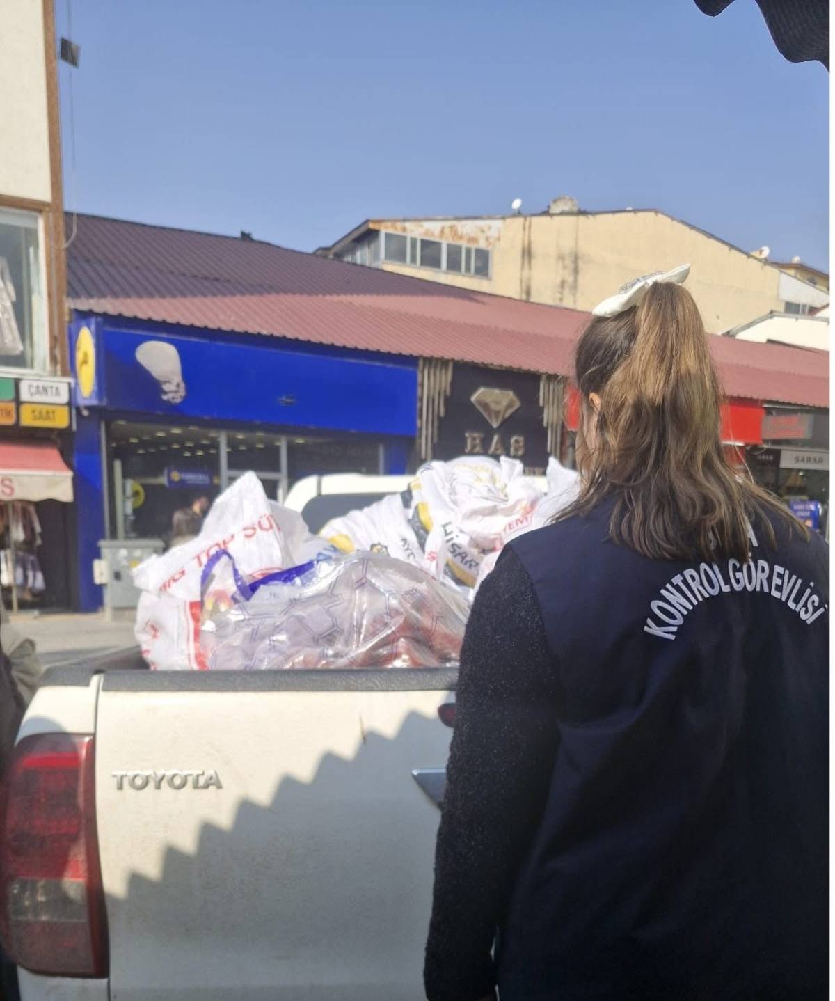 Ağrı’da Soğuk Zinciri Bozulmuş 415 Kilo Sucuk Ele Geçirildi