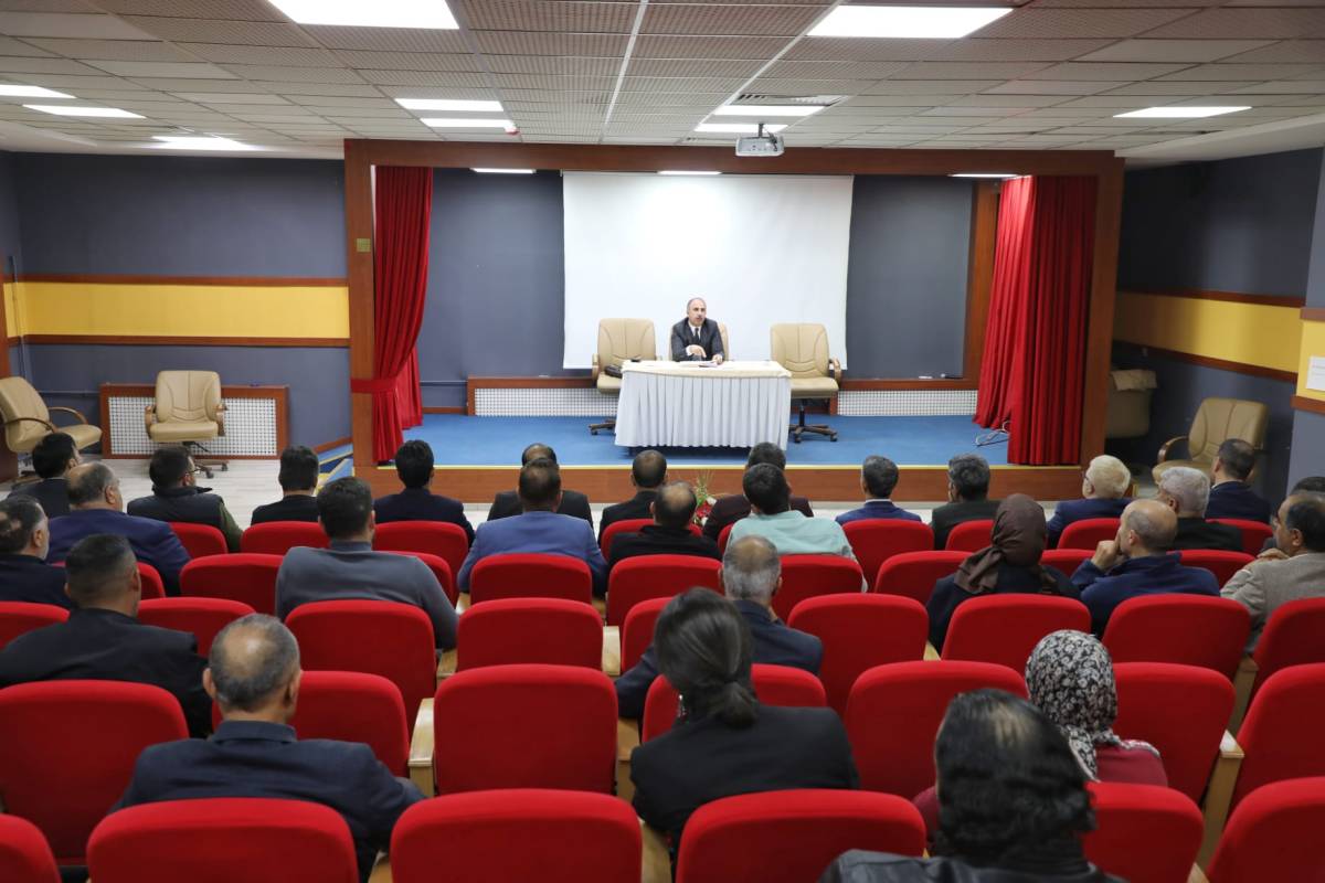 Ağrı’da “Protokol ve İletişim Becerileri” semineri düzenlendi