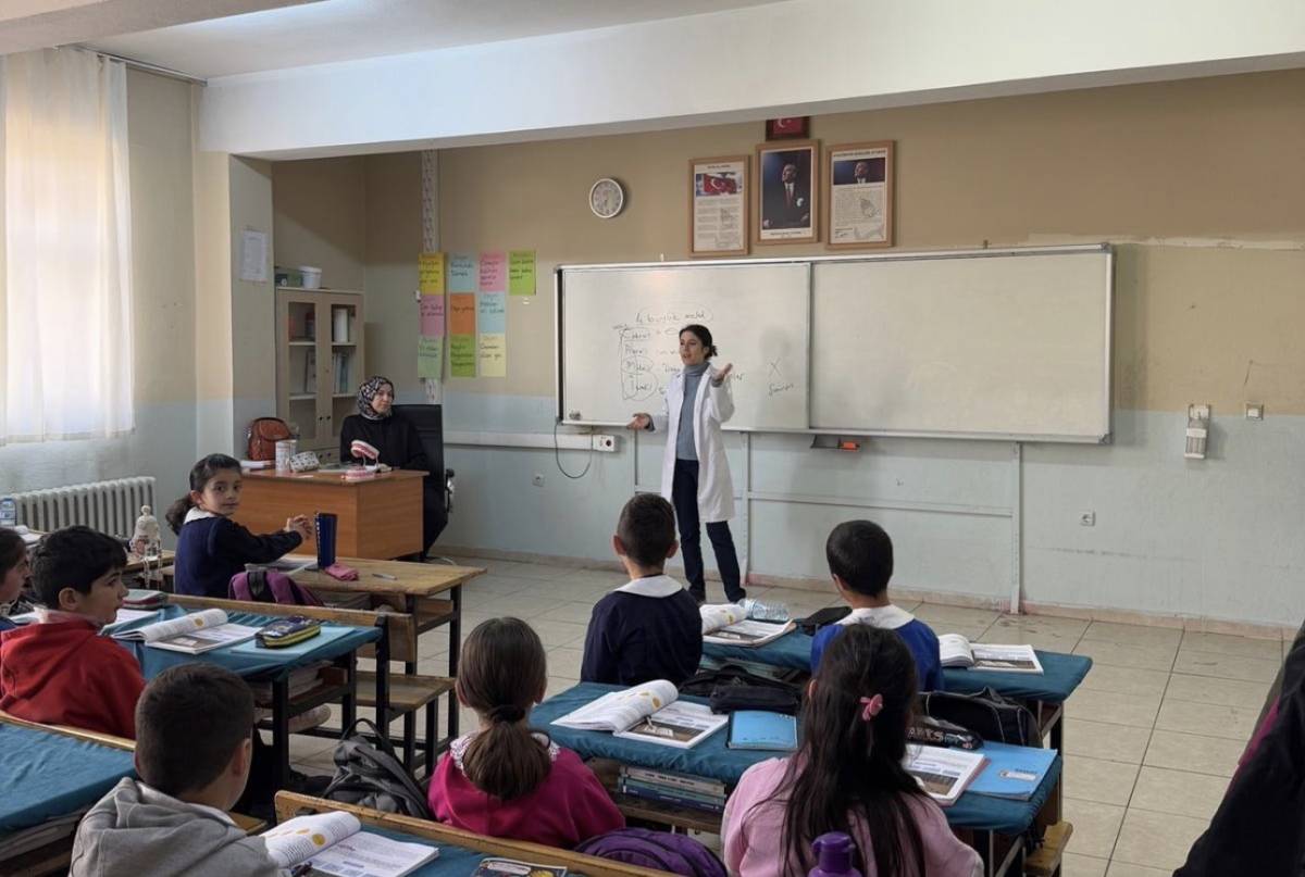 Ağrı’da Minik Öğrenciler Sağlık Elçisi Oldu