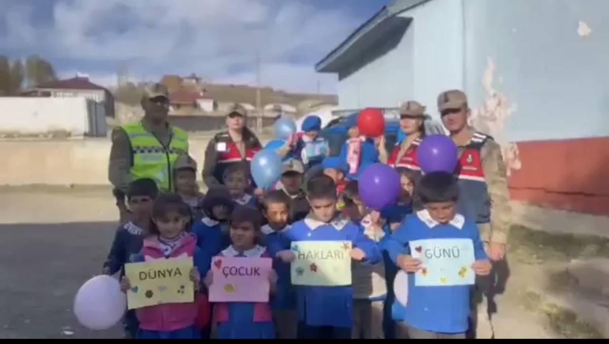 Diyadin Jandarmasından Dünya Çocuk Hakları Günü Etkinliği
