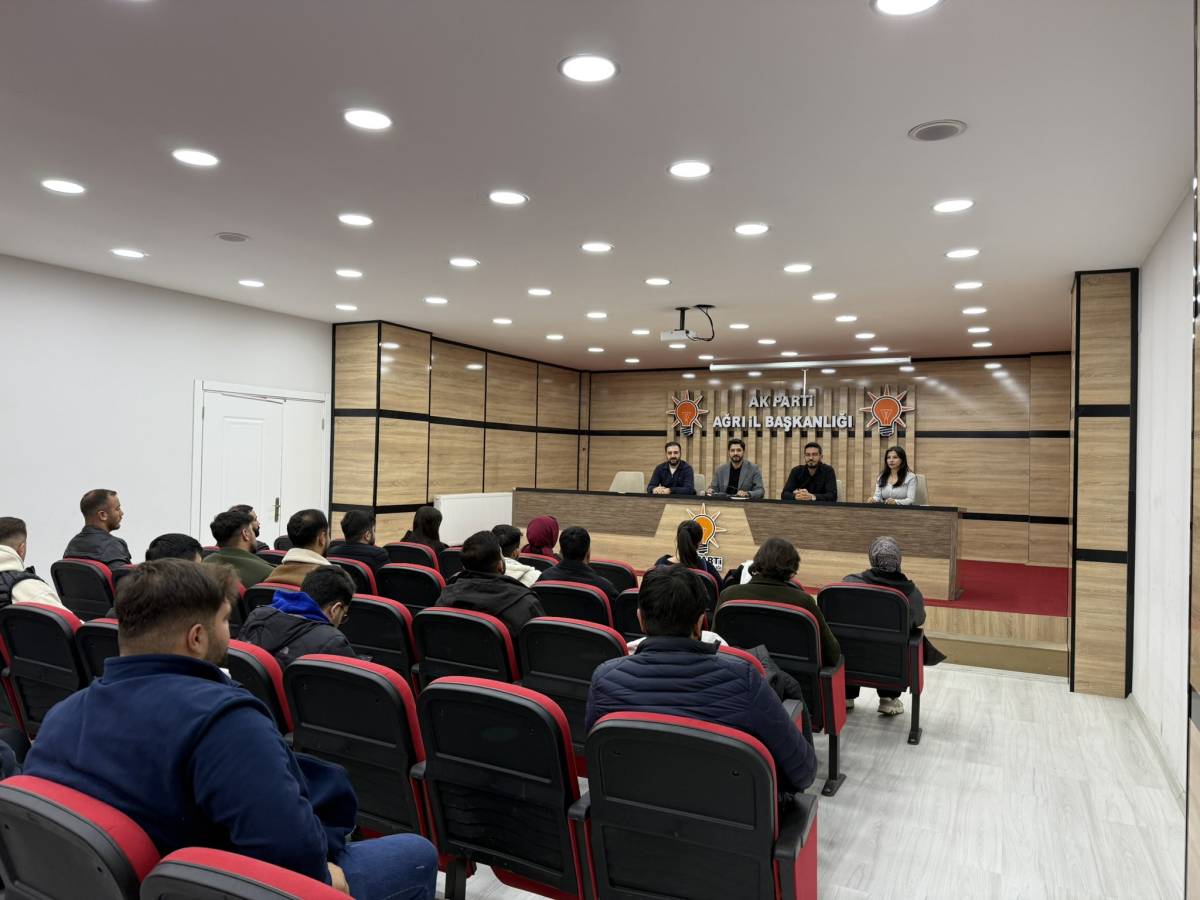 AK Parti Ağrı Gençlik Kolları: “Şehrimize Hizmet Etmeyi Sürdürüyoruz”