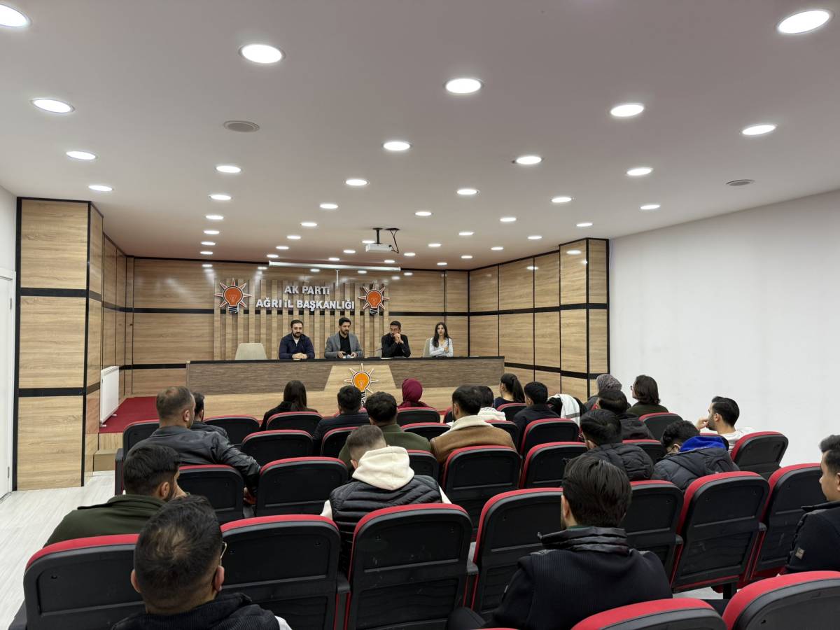 AK Parti Ağrı Gençlik Kolları: “Şehrimize Hizmet Etmeyi Sürdürüyoruz”