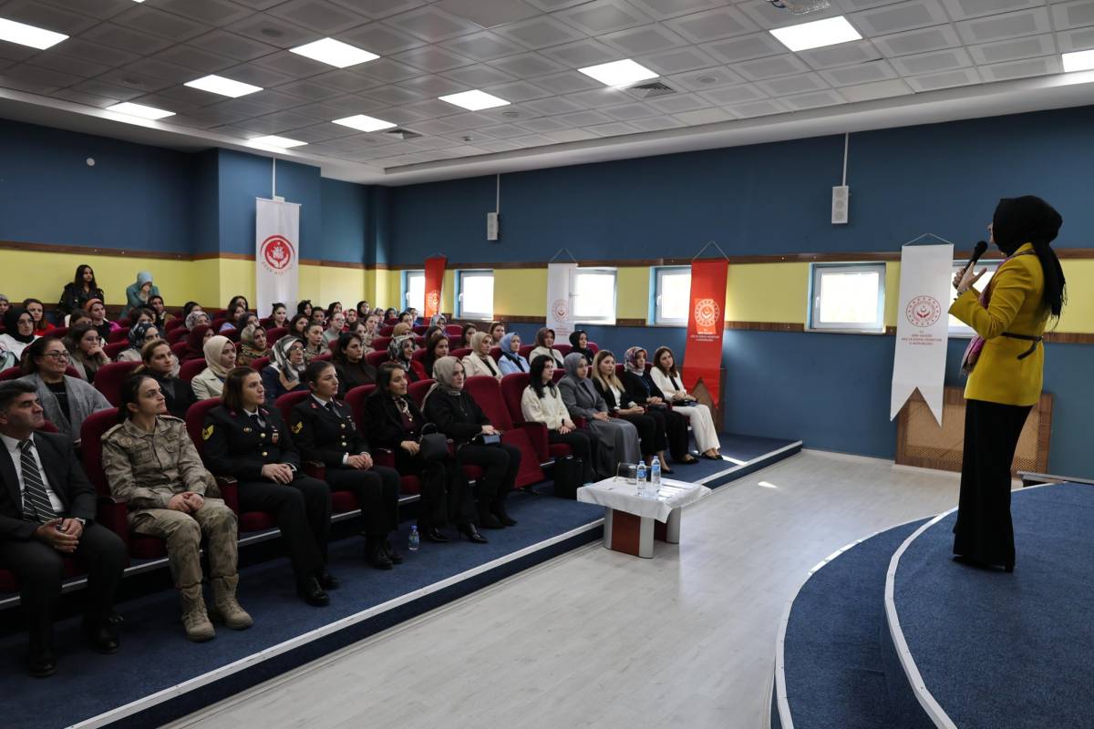 Ağrı’da Koruyucu Aile Farkındalığı İçin Gönül Elçileri Buluştu