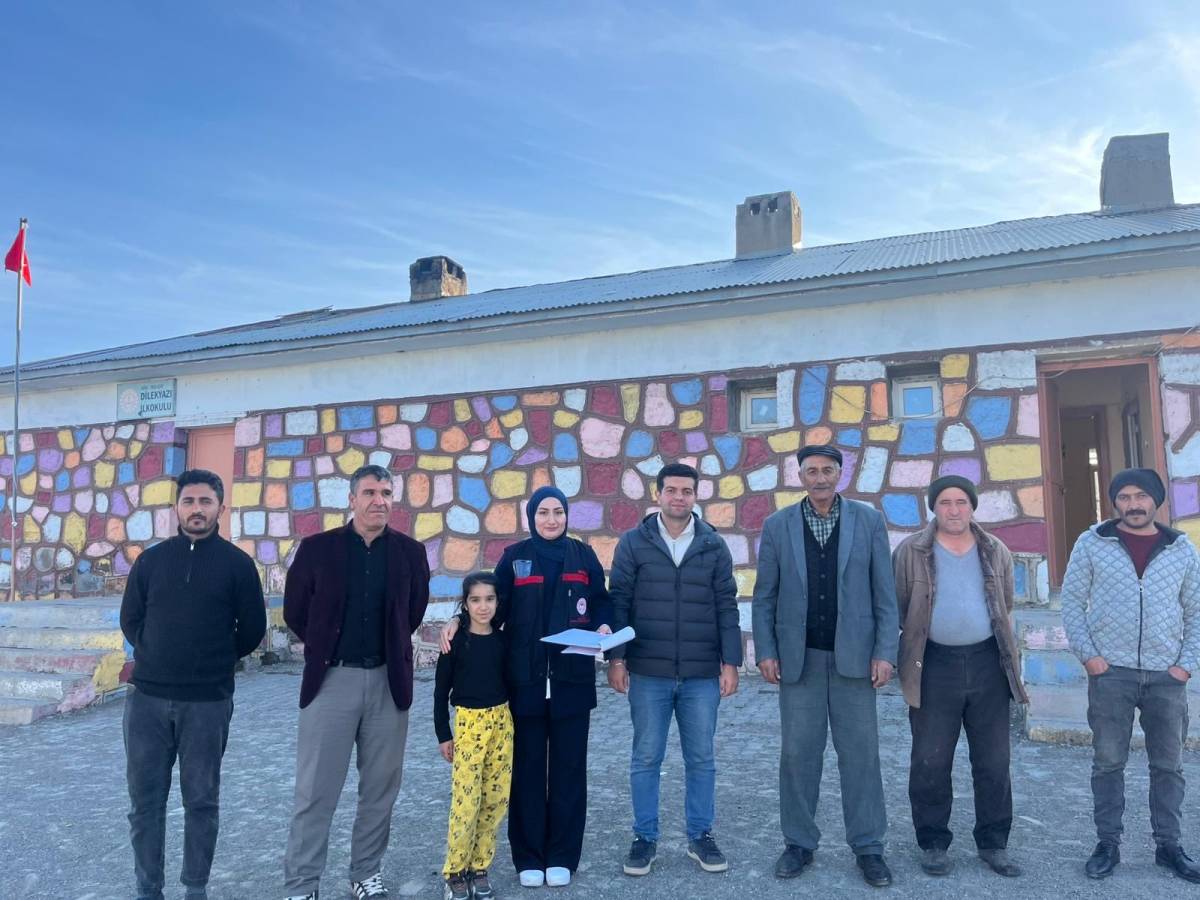 Ağrı’da Cuma Buluşmalarıyla Üreticiye Destek Devam Ediyor