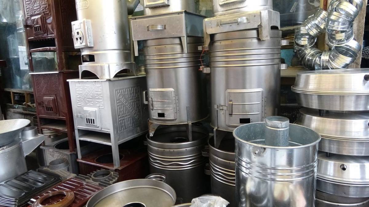 Ağrı’da Soğuklar Arttı, Soba Üretimlerinde Yoğunluk Yaşanıyor