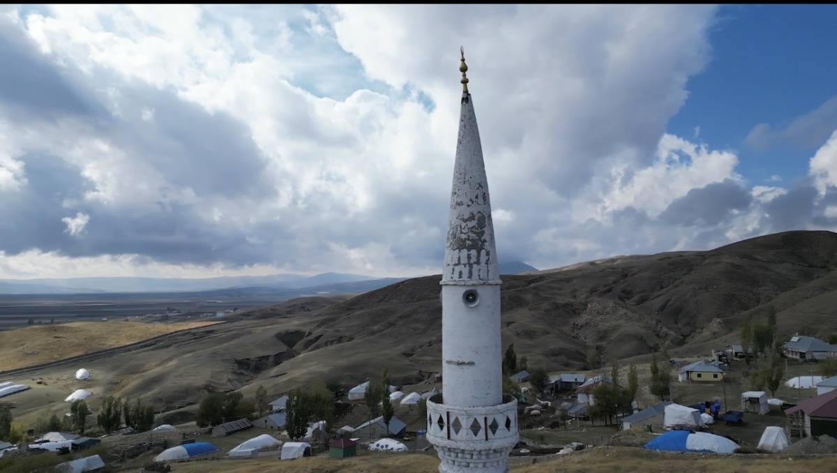Ağrı’nın Sessiz Mirası: “Toprakkale Camii”