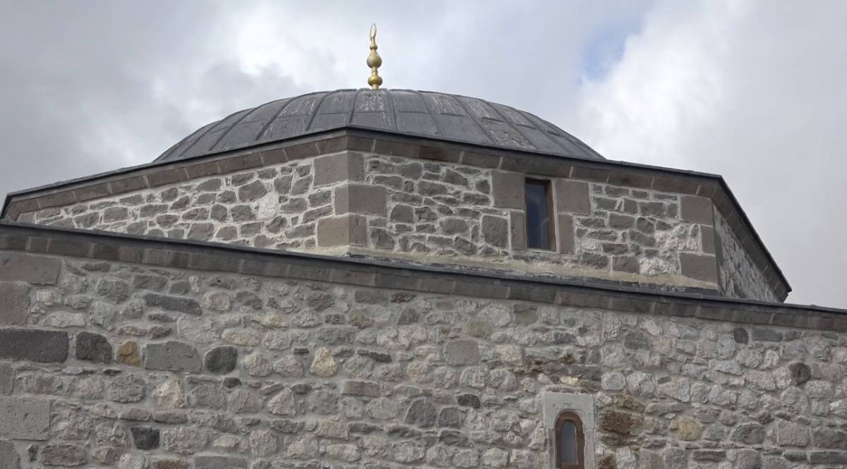Ağrı’nın Sessiz Mirası: “Toprakkale Camii”