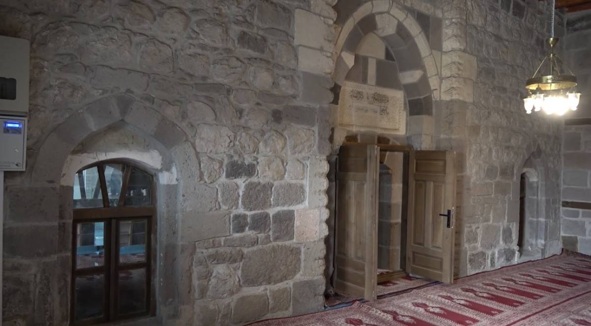 Ağrı’nın Sessiz Mirası: “Toprakkale Camii”