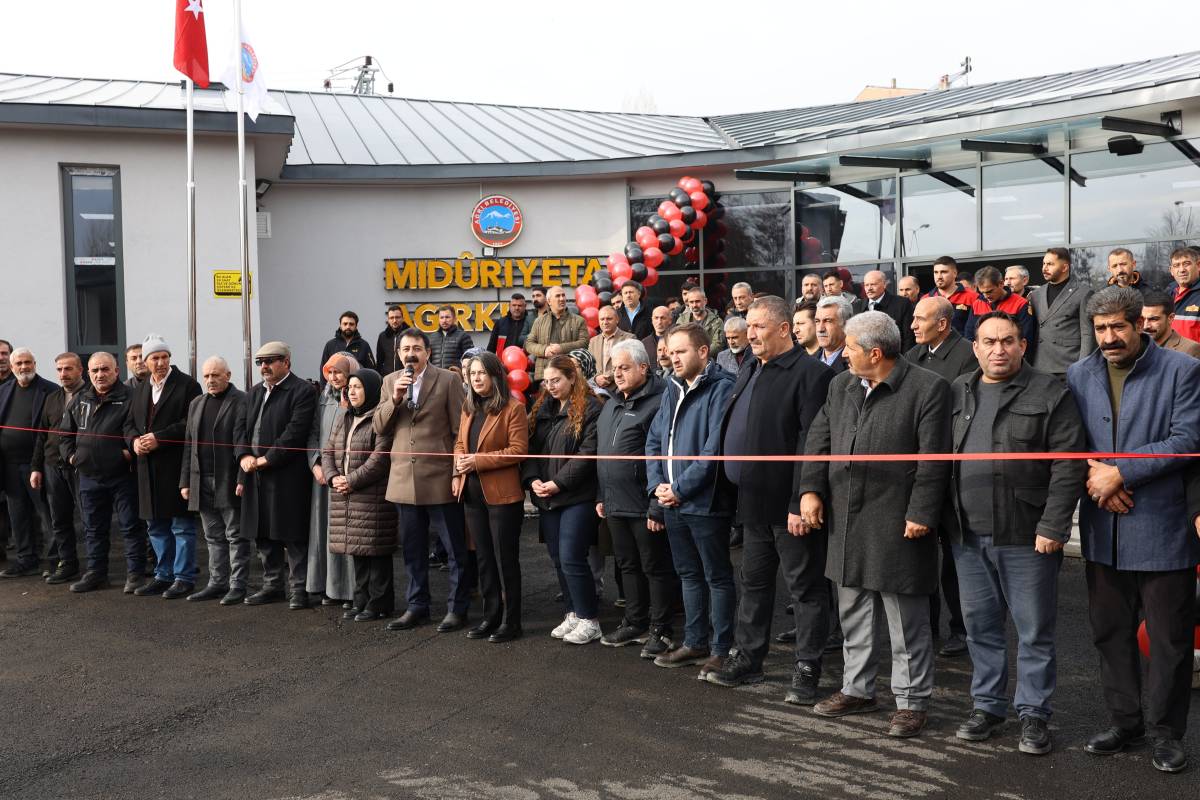 Yenilenen İtfaiye ve Makina İkmal Binaları Ağrı’da Hizmete Açıldı