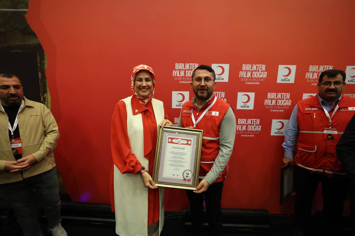 Türk Kızılay Patnos Şubesi Türkiye İkincsi Oldu