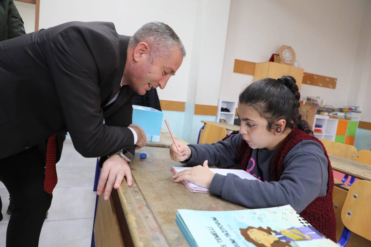 Ağrı İl Müdürü Kökrek: “Eğitimde sürdürülebilir başarının temelinde öğretmen vardır”