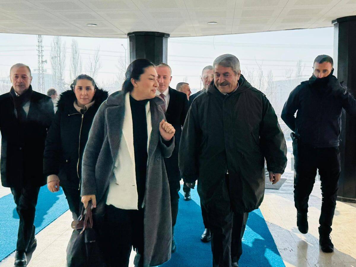 Ağrı Milletvekili Ruken Kilerci Patnos Belediyesi’ni Ziyaret Etti