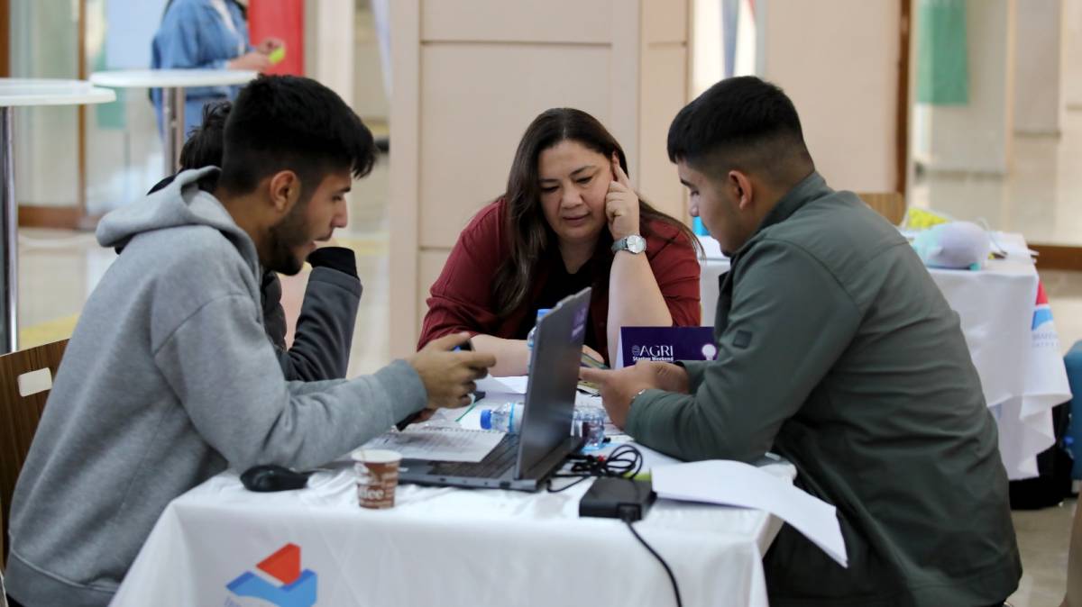 Ağrı’da bir ilk: Genç girişimciler Ağrı’da 54 saat boyunca projelerini geliştirdi