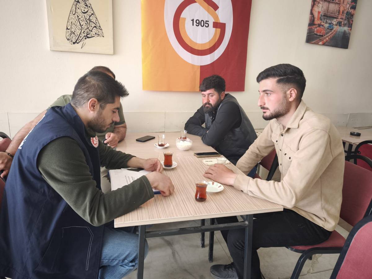 Ağrı’da “Cuma Buluşmaları”nda Çiftçilerle Sahada Görüşüldü