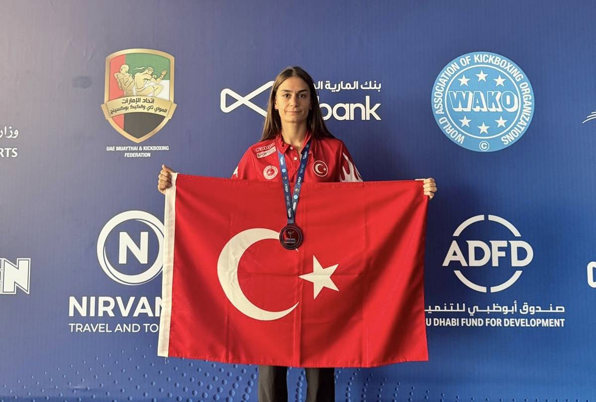 AİÇÜ’lü Sporcu Duygu Turan Dünya Üçüncüsü Oldu