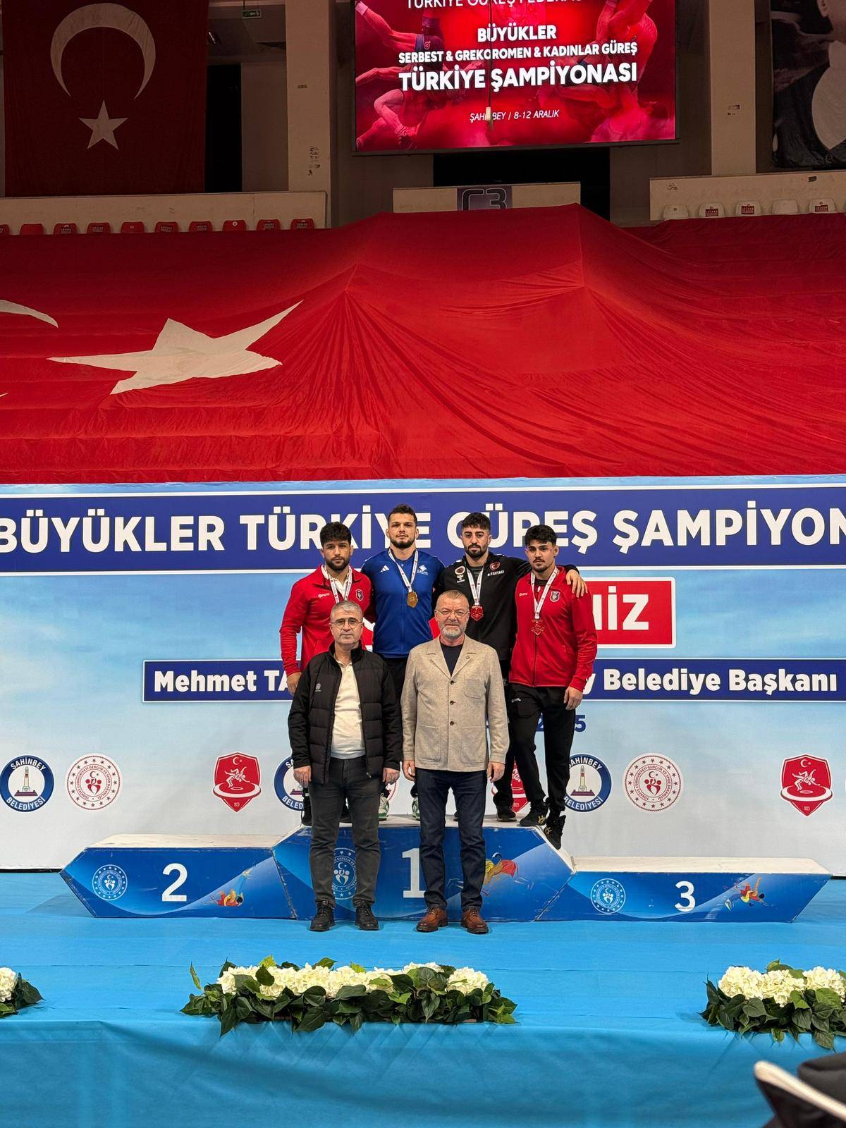 Ağrı’ya Güreşte Bronz Madalya Gururu