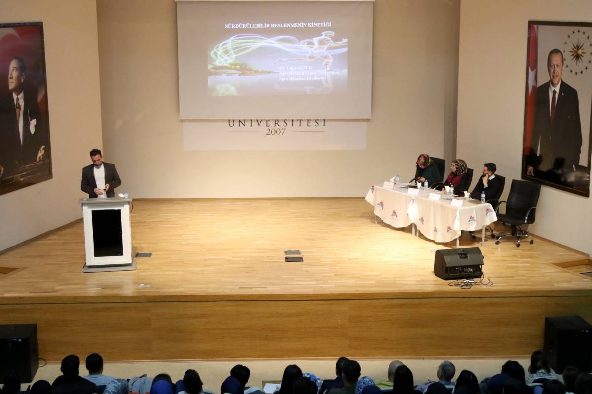 Geleceğin diyetisyenleri AİÇÜ’de bir araya geldi