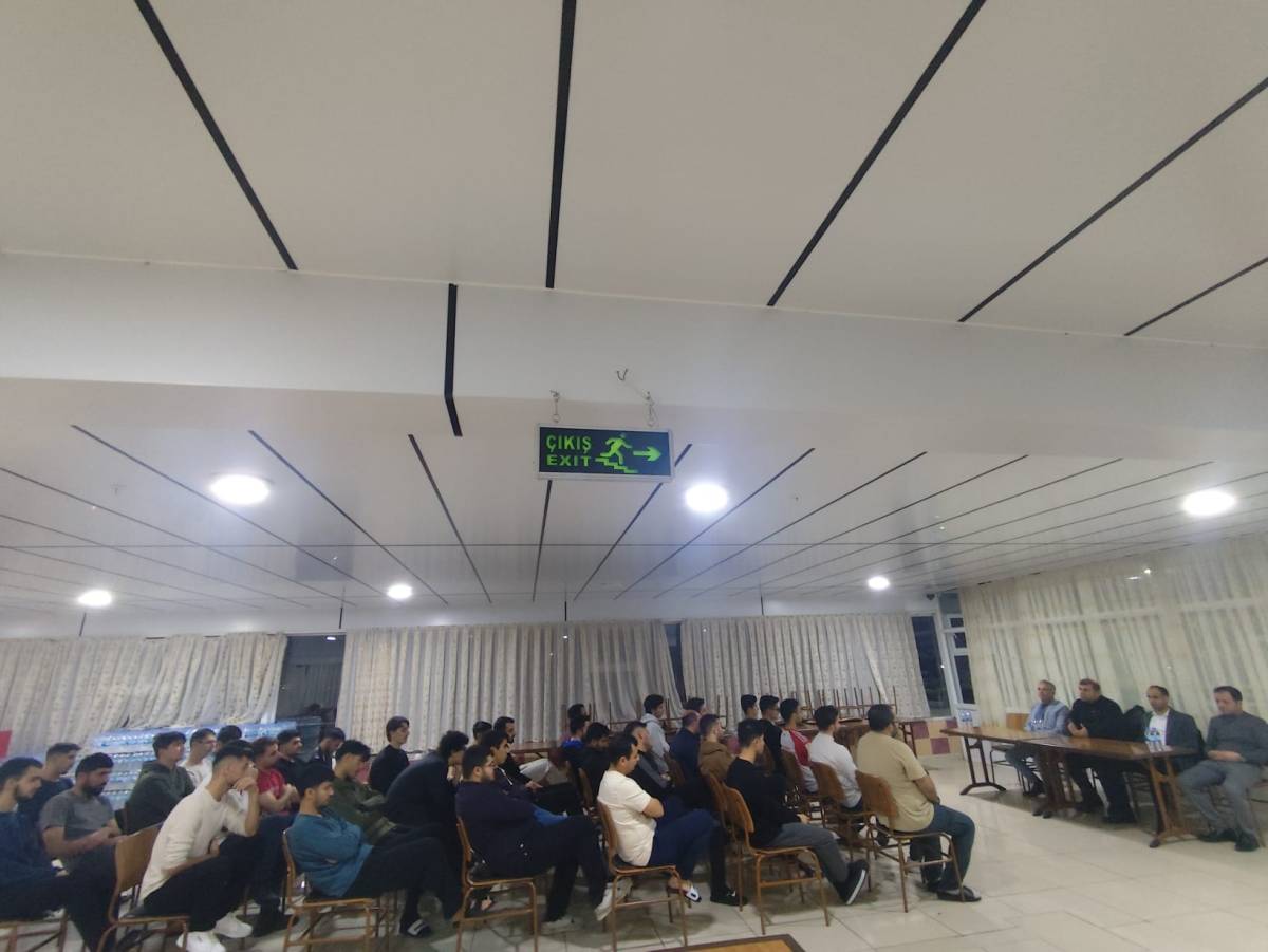 Ağrı Müftülüğünden Gençlere Yönelik Manevi Buluşma