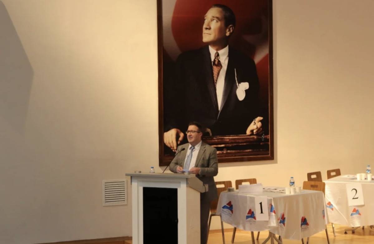 Ağrı’da Geleceğin Eczacıları Bilgi Yarışmasında Buluştu