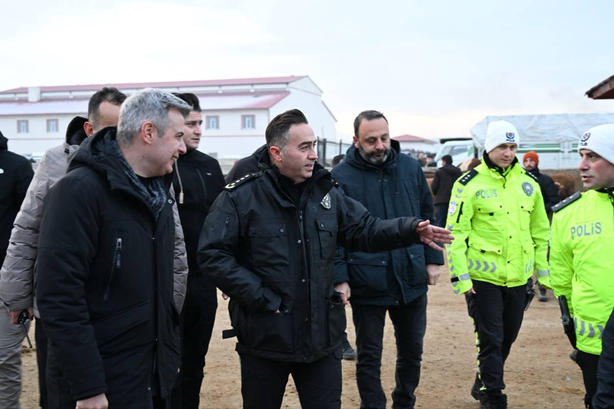 Ağrı Hayvan Borsası’nda Asayiş Güvenliği Sağlanıyor