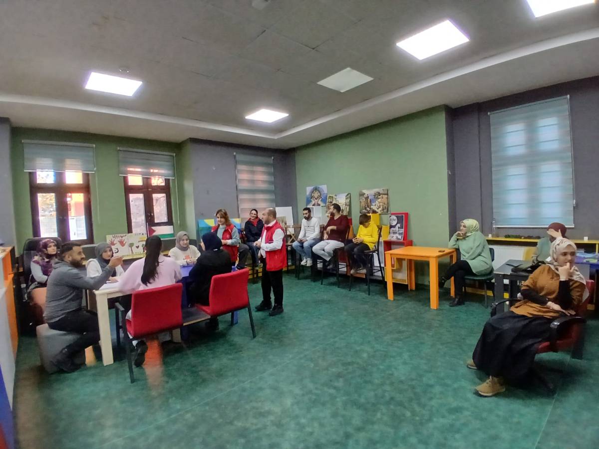 Ağrı Serhat Genç Ofis’te Gençler Akıl ve Zekâ Oyunlarıyla Buluştu