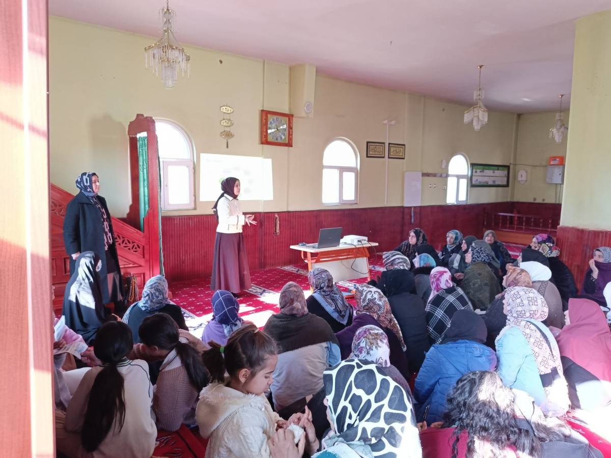 Doğubeyazıt’ta camide teknoloji bağımlılığı eğitimi