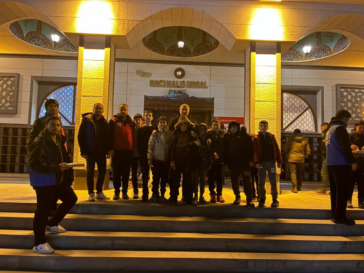 Regaip Kandili’nde Ağrı’da Anlamlı Buluşma